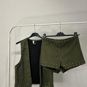 Conjunto antelina tachas