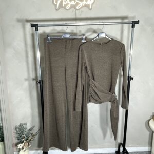 Conjunto punto broche