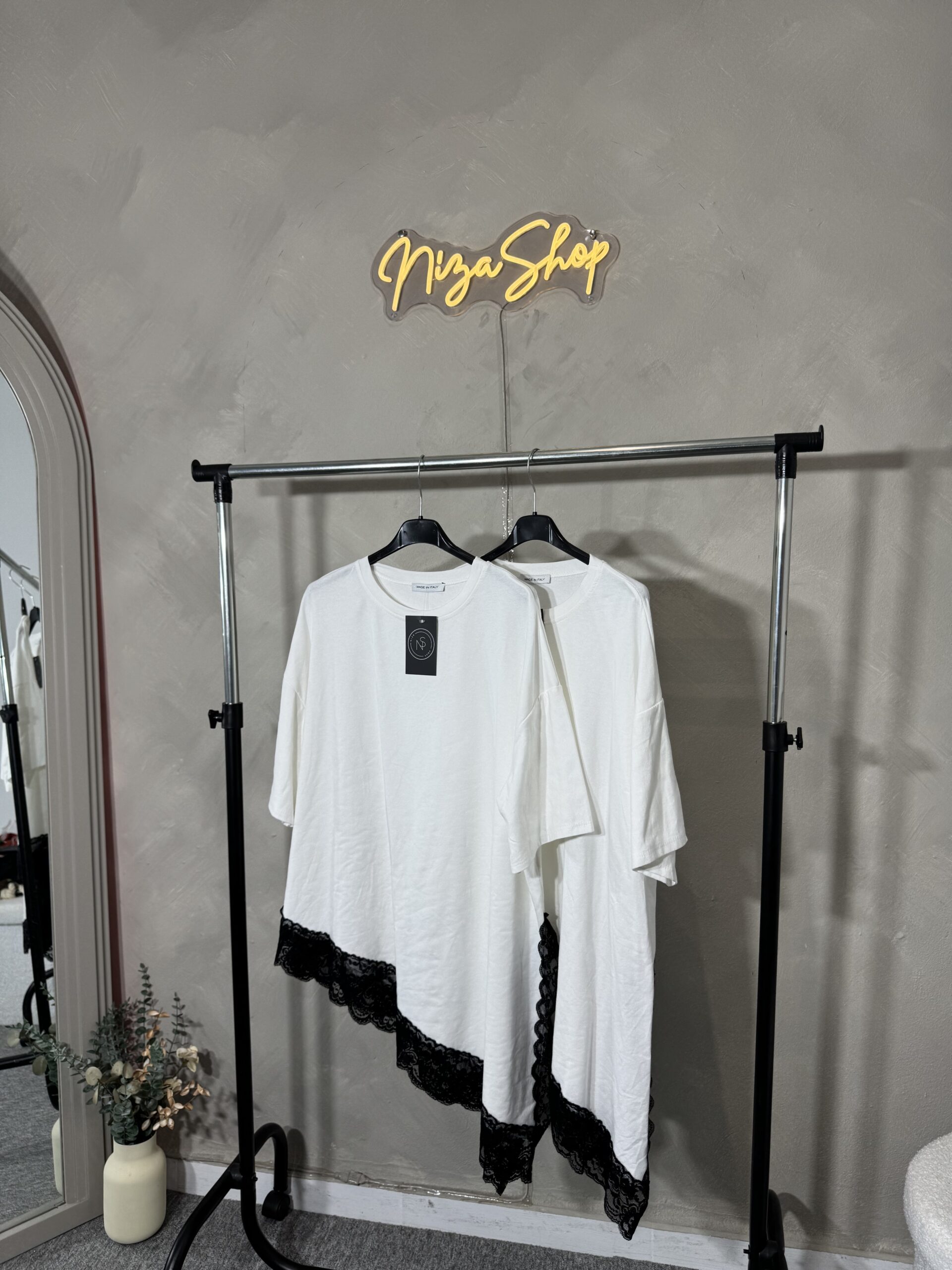 Camiseta bajo puntilla - Imagen 4