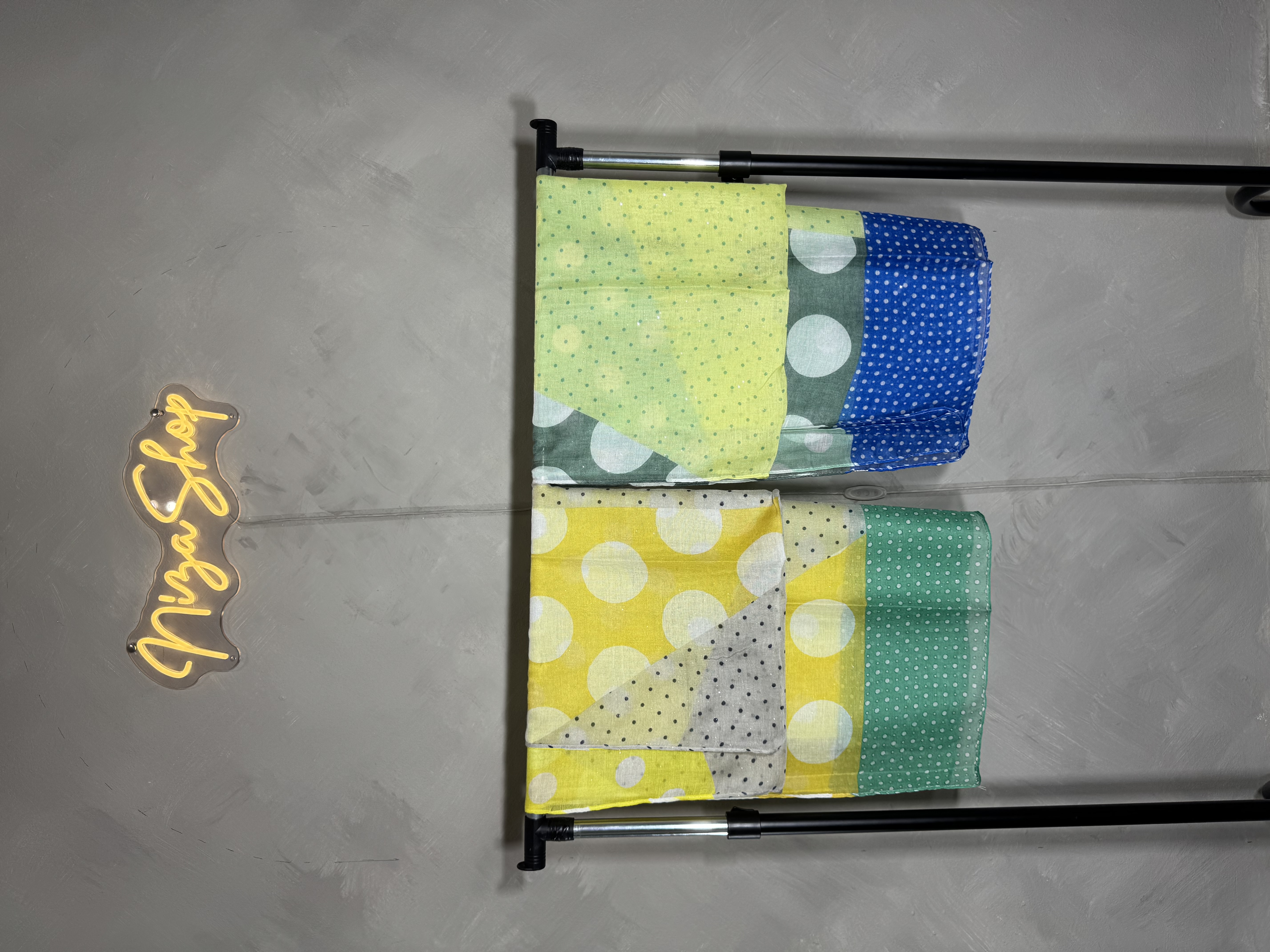 Pañuelos estampado lunares